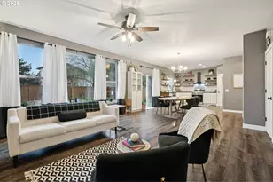 13165 Wickiup Dr, Oregon City, OR 97045 - Photo 8