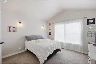 28003 Green Oaks Dr, Eugene, OR 97402 - Photo 22