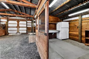 37071 Wallace Creek Rd, Springfield, OR 97478 - Photo 26