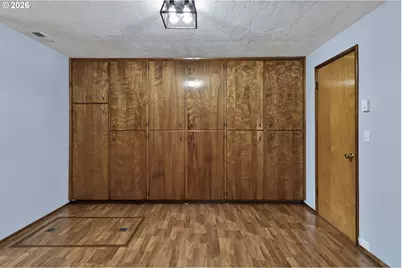 37071 Wallace Creek Rd, Springfield, OR 97478 - Photo 20