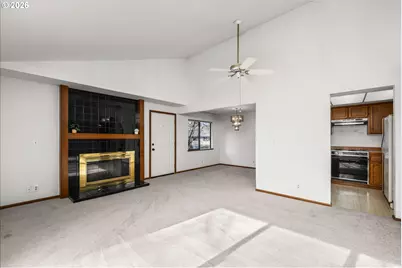 1927 Lake Isle Dr, Eugene, OR 97401 - Photo 8