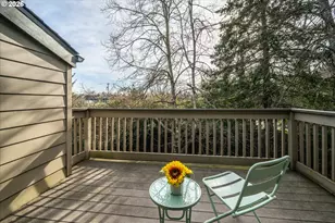 1927 Lake Isle Dr, Eugene, OR 97401 - Photo 30