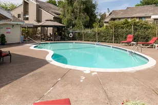 1927 Lake Isle Dr, Eugene, OR 97401 - Photo 32