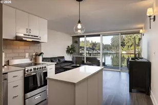 668 McVey Ave, Lake Oswego, OR 97034 - Photo 4