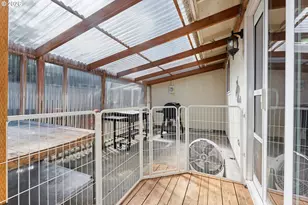 1070 Arago Ave, Coos Bay, OR 97420 - Photo 28