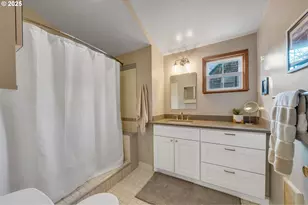 58 Washington Ave, Manzanita, OR 97130 - Photo 16