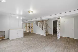 12208 SW 34th Ave, Portland, OR 97219 - Photo 34