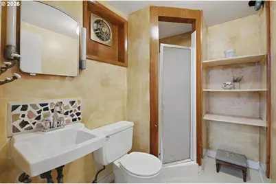 12208 SW 34th Ave, Portland, OR 97219 - Photo 36