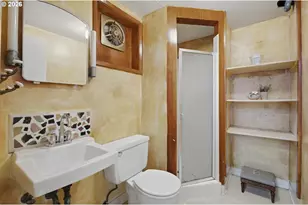 12208 SW 34th Ave, Portland, OR 97219 - Photo 36