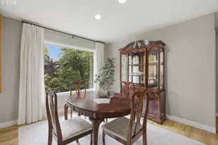12208 SW 34th Ave, Portland, OR 97219 - Photo 14