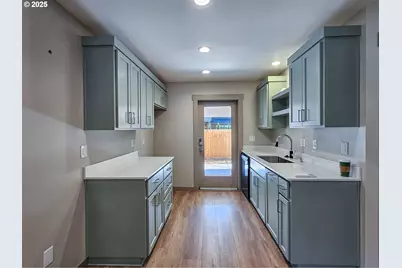 13278 SW Bradley, Tigard, OR 97224 - Photo 32