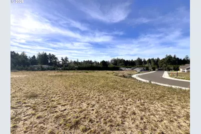 1070 Park Pl, Coos Bay, OR 97420 - Photo 14