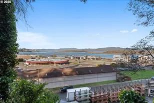 1254 N 6th St, Coos Bay, OR 97420 - Photo 46