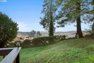 1254 N 6th St, Coos Bay, OR 97420 - Photo 44