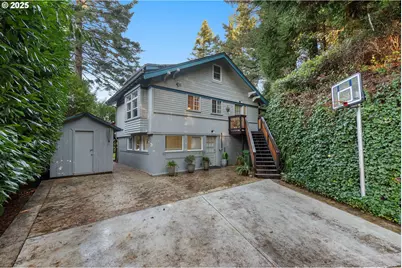 1254 N 6th St, Coos Bay, OR 97420 - Photo 2