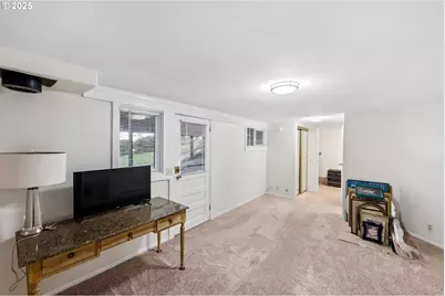 1254 N 6th St, Coos Bay, OR 97420 - Photo 34