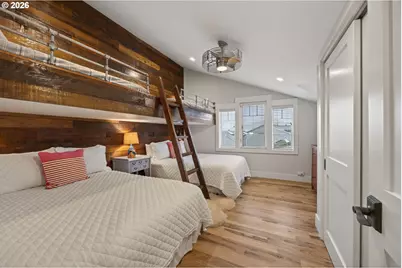 525 SW Point Ave, Depoe Bay, OR 97341 - Photo 24