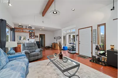 608 Cottonwood Ave, Tillamook, OR 97141 - Photo 22