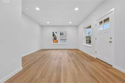 9251 E Burnside St, Portland, OR 97216 - Photo 6