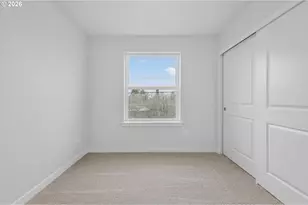 9251 E Burnside St, Portland, OR 97216 - Photo 22