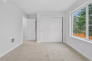 9251 E Burnside St, Portland, OR 97216 - Photo 26