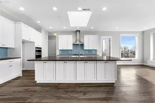 2031 NW Larkspur St, Camas, WA 98607 - Photo 6