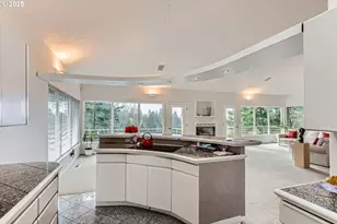 8408 NW Pinnacle Ct, Portland, OR 97229 - Photo 10