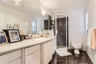 8408 NW Pinnacle Ct, Portland, OR 97229 - Photo 20