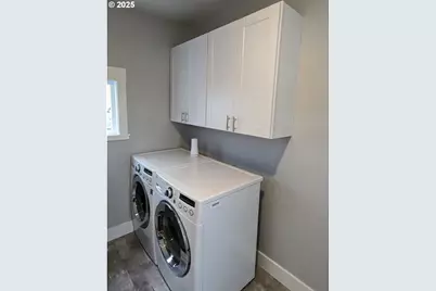 377 W Locust Ave, Hermiston, OR 97838 - Photo 16