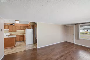 1621 Grant St, North Bend, OR 97459 - Photo 6