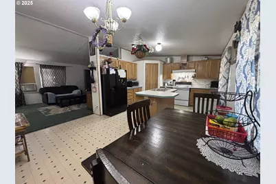 1404 N Cherry St, La Grande, OR 97850 - Photo 10