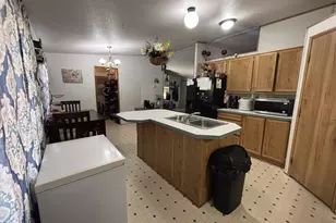 1404 N Cherry St, La Grande, OR 97850 - Photo 12