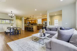 28515 SW Dundee Ln, Wilsonville, OR 97070 - Photo 8