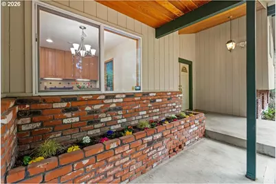 482 SE 26th Ave, Hillsboro, OR 97123 - Photo 2