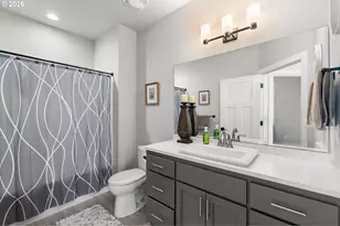 623 W 10th St, La Center, WA 98629 - Photo 18
