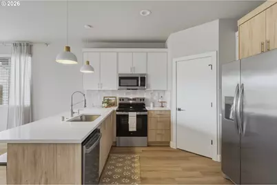 722 SE 34th St, Battle Ground, WA 98604 - Photo 6