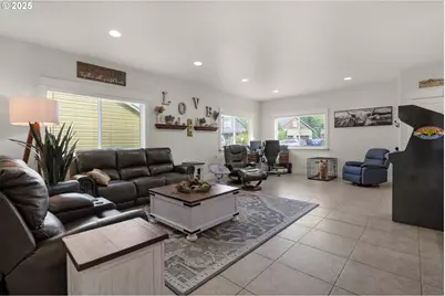 2344 Royal View Dr, Seaside, OR 97138 - Photo 8