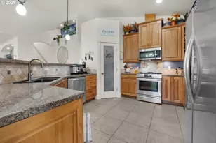 2344 Royal View Dr, Seaside, OR 97138 - Photo 18