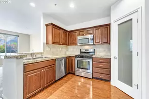 4884 NW 162nd Terrace, Portland, OR 97229 - Photo 8