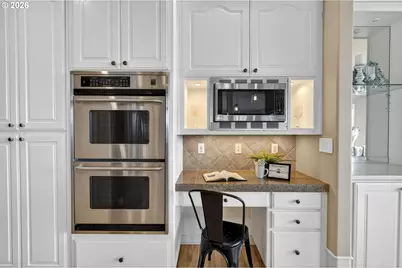 1970 Hall St, West Linn, OR 97068 - Photo 14