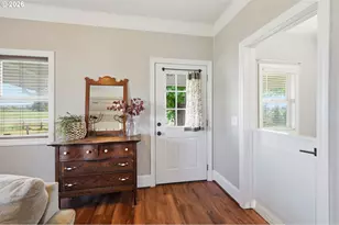 29259 Clear Lake Rd, Eugene, OR 97402 - Photo 14