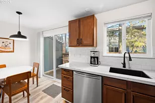 4921 SW Beaverton Hillsdale Hwy, Portland, OR 97221 - Photo 6