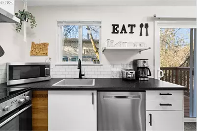 4921 SW Beaverton Hillsdale Hwy, Portland, OR 97221 - Photo 22