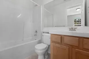21895 NE Heartwood Cir, Fairview, OR 97024 - Photo 16