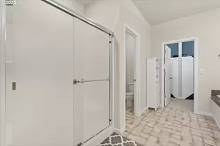 15900 SW Snowy Owl Ln, Beaverton, OR 97007 - Photo 22