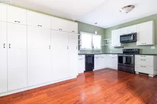 600 Albany St, Elgin, OR 97827 - Photo 8