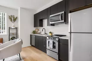 10985 E Burnside St, Portland, OR 97216 - Photo 6