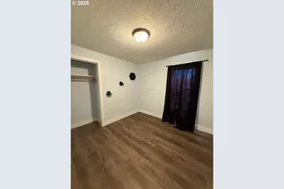 2343 31st St, Springfield, OR 97477 - Photo 8