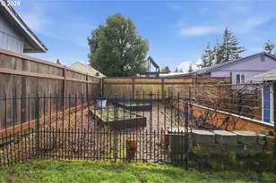 390 SW Ash St, Willamina, OR 97396 - Photo 8