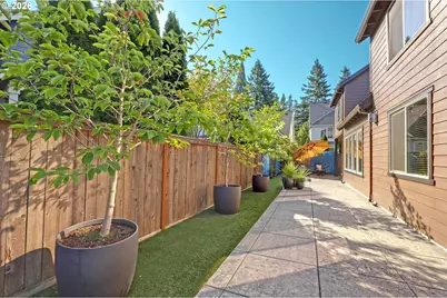 3402 NW 117th Pl, Portland, OR 97229 - Photo 32